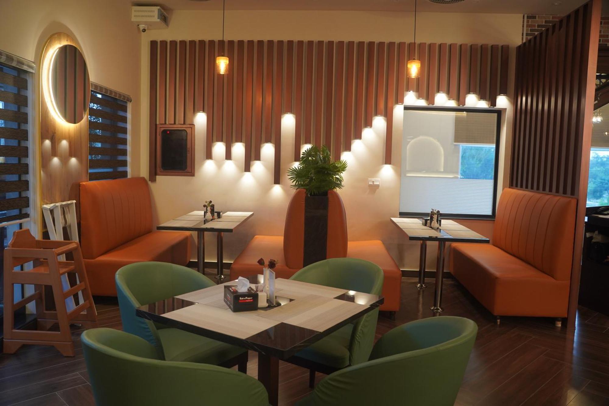 Swarg Hotel Sahiwal Kültér fotó